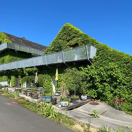 Wohnen Zwischen Golf Und Therme Bad Waltersdorf Exteriér fotografie
